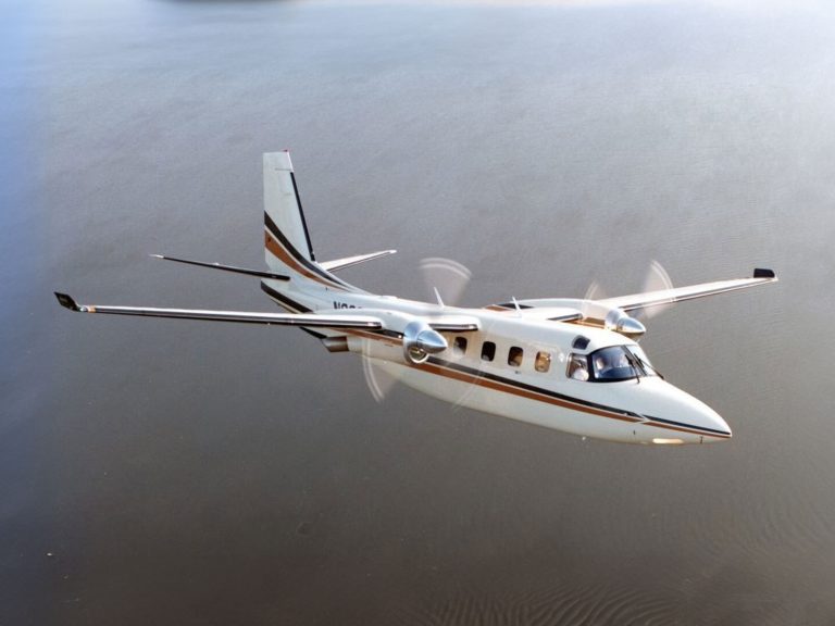 Aero Commander government/utility variants