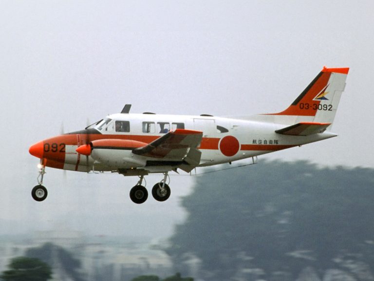 Beechcraft Queen Air