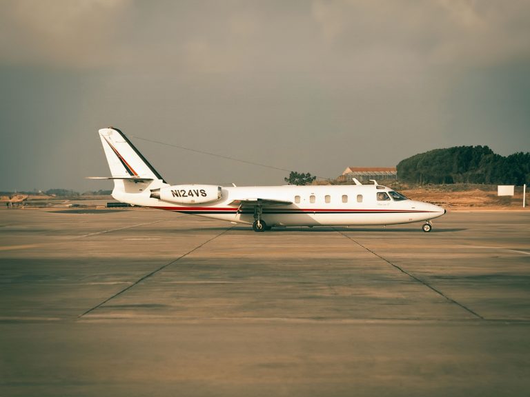 Jet Commander